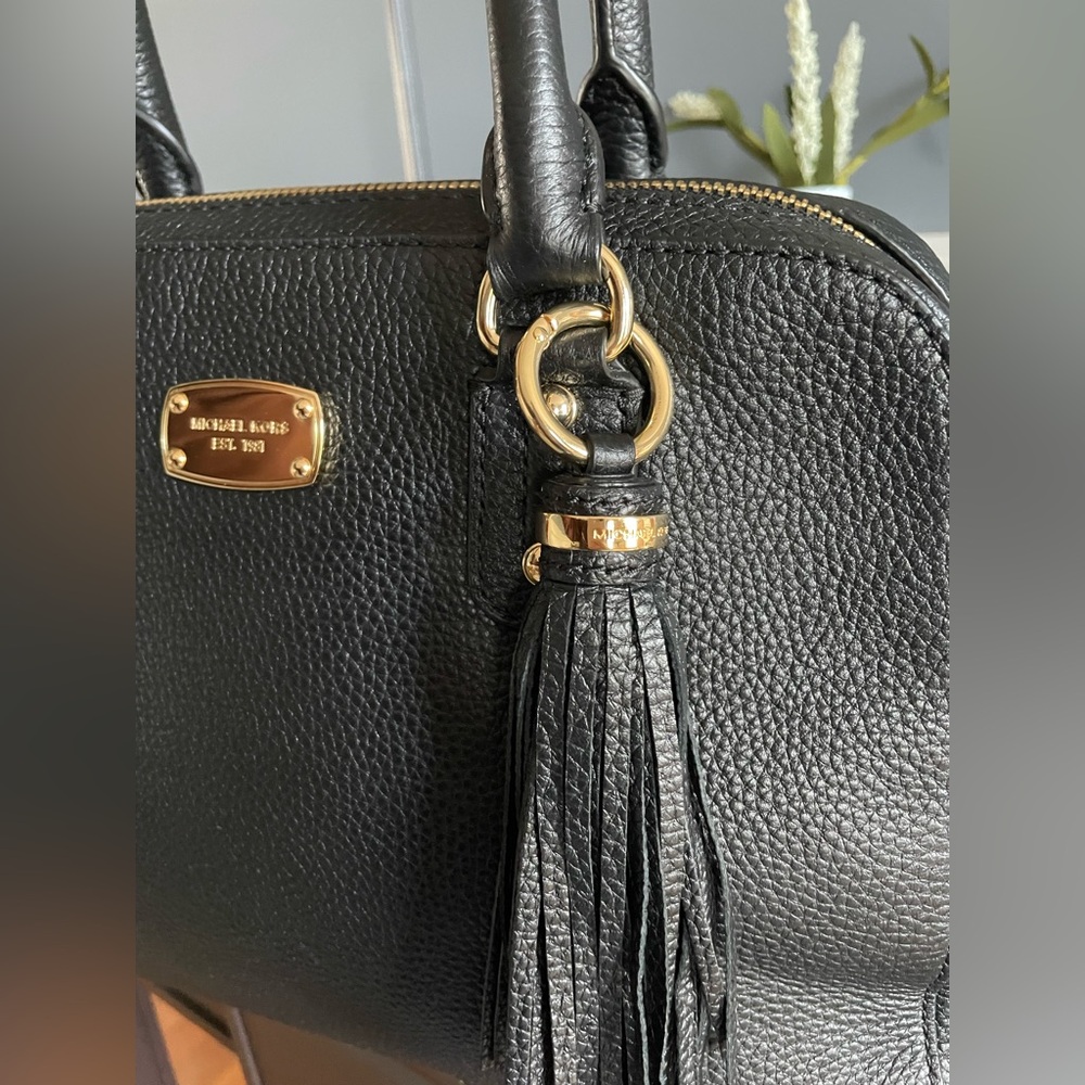 Micheal Kors Sandrine Leather Satchel - Picture 6 of 12